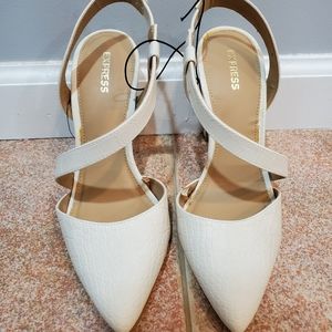 NWT Express heels